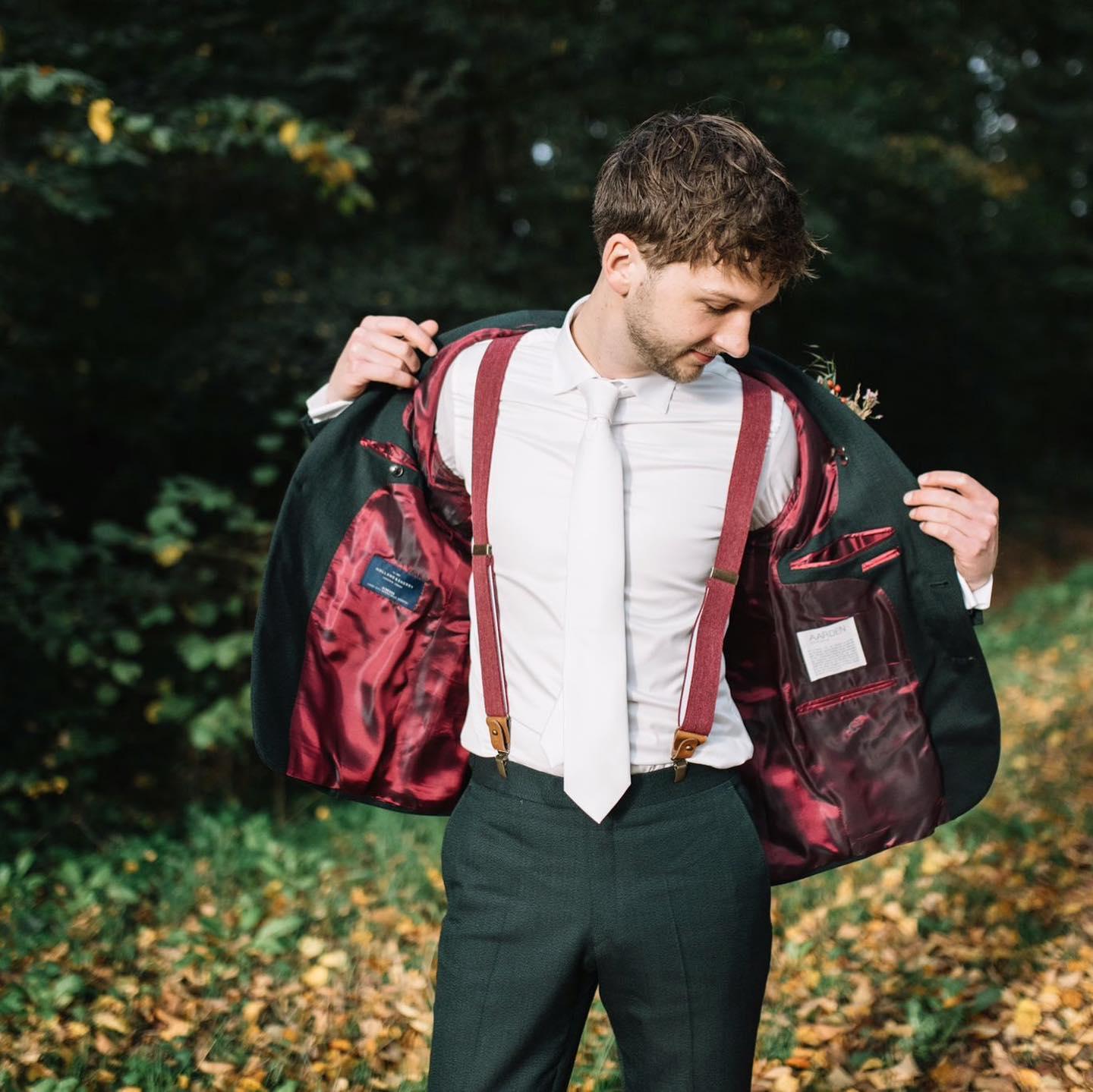 Aarden tailerod suits green brand COSH