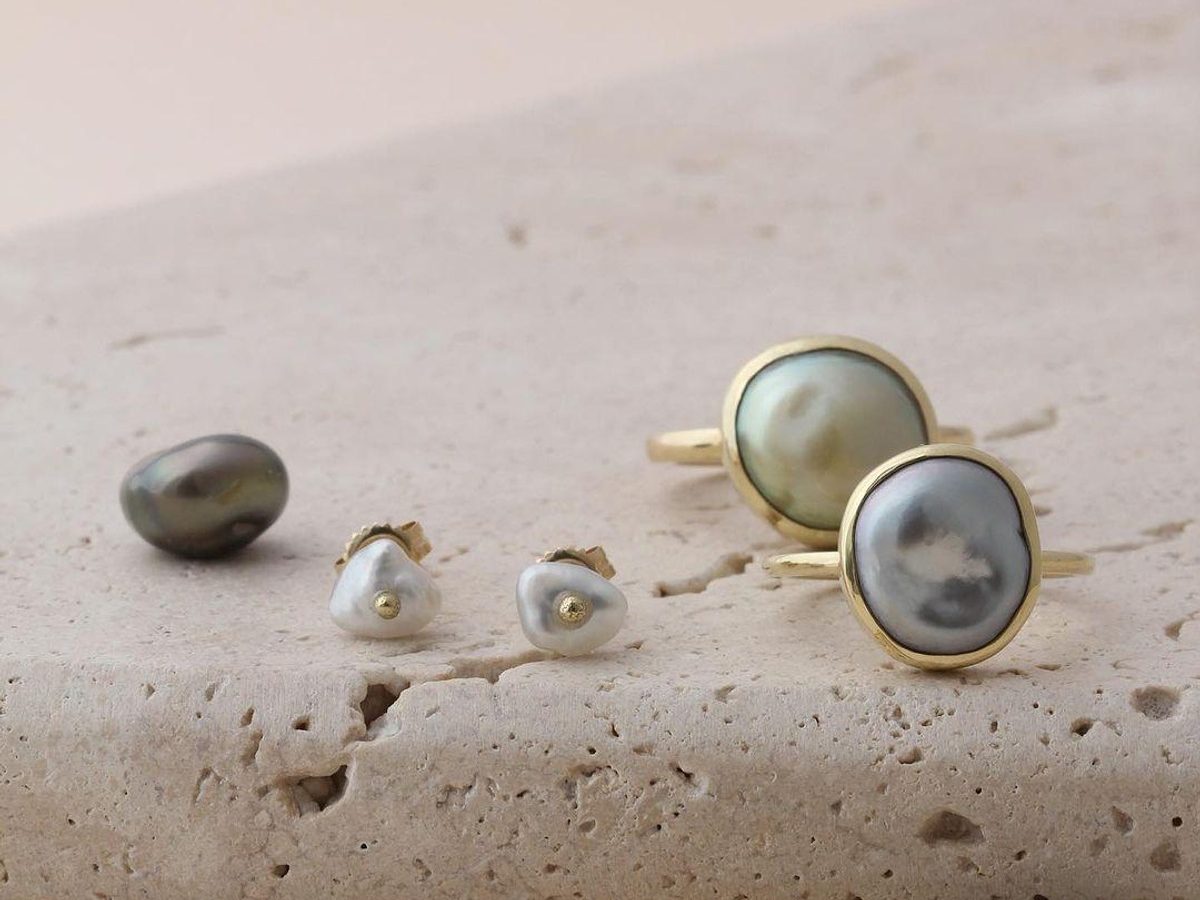 Atelier Luz handmade jewellery golden ring pearls Amsterdam COSH