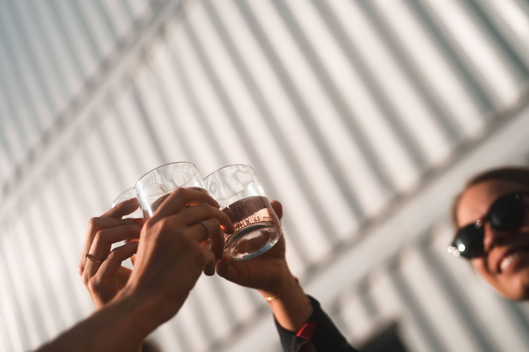 Botega Circuit Plein Publiek glazen tumblers uit oude flessen wit