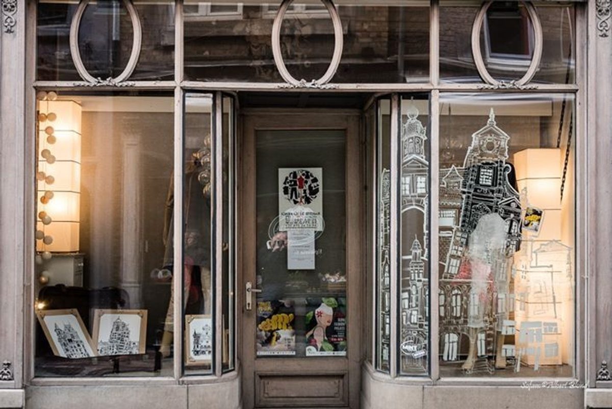 Concept atelier Ofée styliste namur vitrine rue des brasseurs front