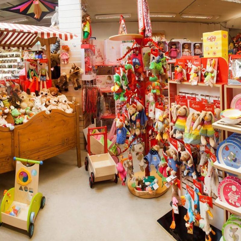 criticus park Taalkunde Traditionele speelgoedwinkel in Brugge | COSH!