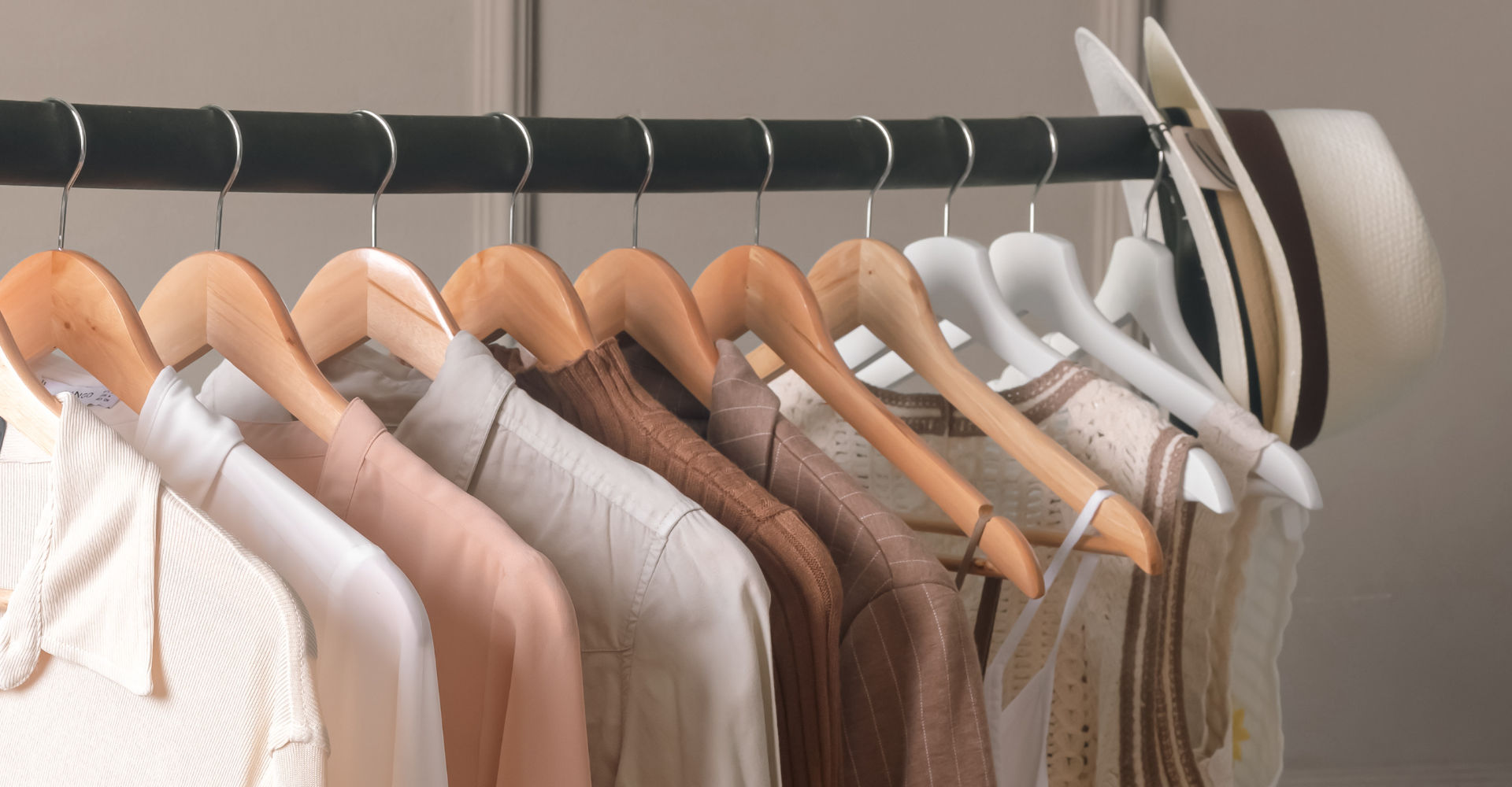 EH Slowsetter wardrobe check