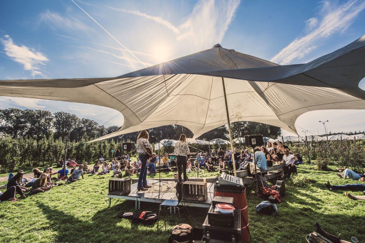 Fruittuin van west foto feest 04 1200x800