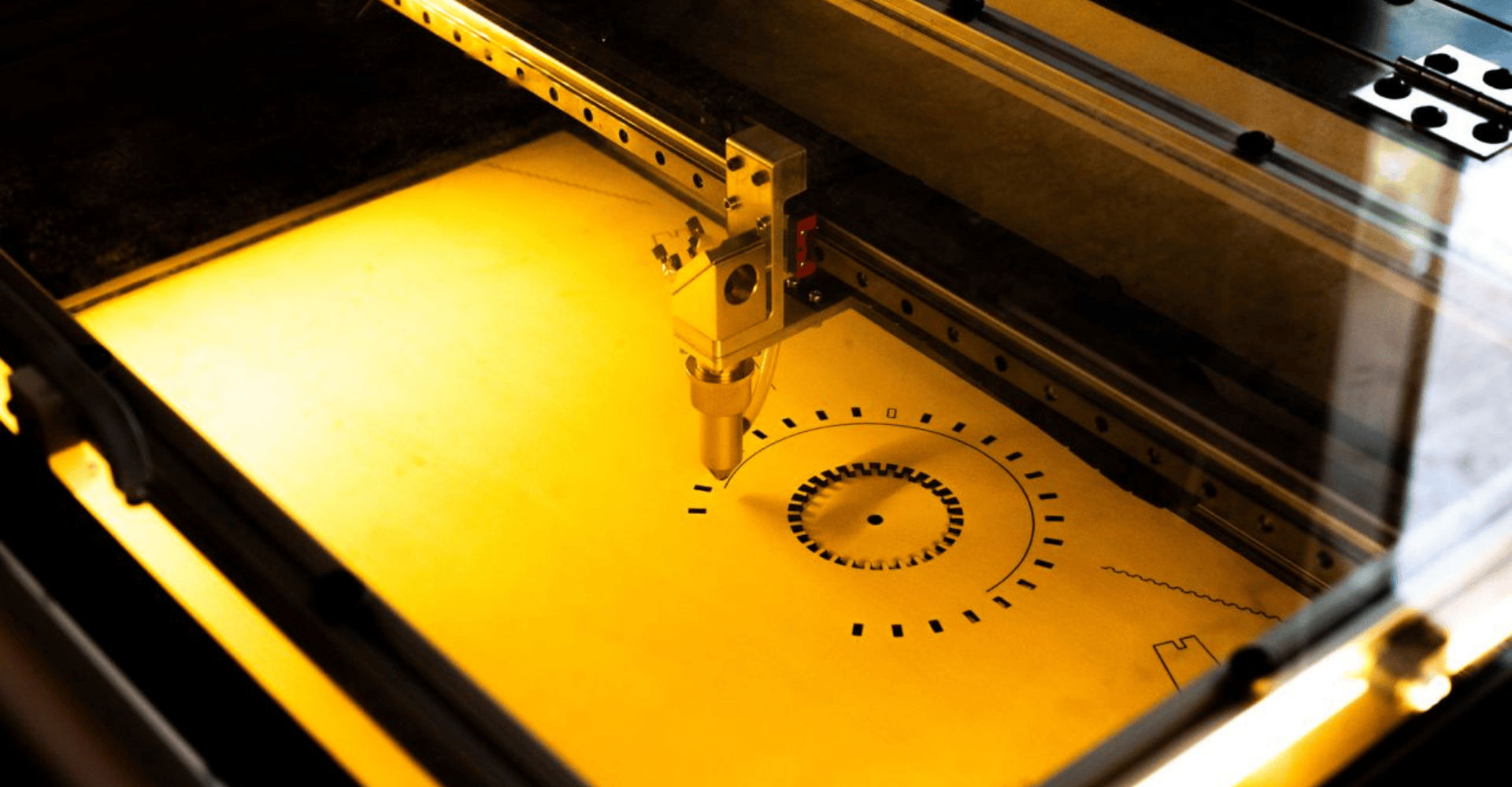 Lasercutter workshop house of all