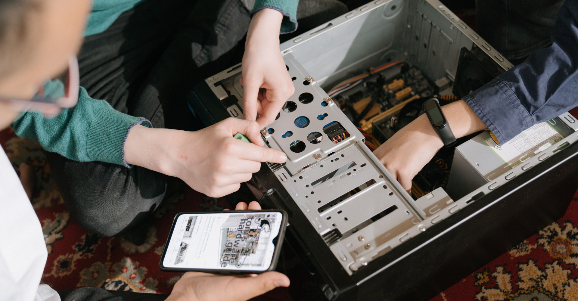 Noch Mall repair cafe workshop berlin october