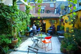 Shanti beans outside coffee Hasselt COSH