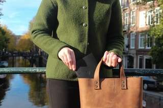 Studio Roem handtas handgemaakt lederwaren Amsterdam Centrum stores COSH