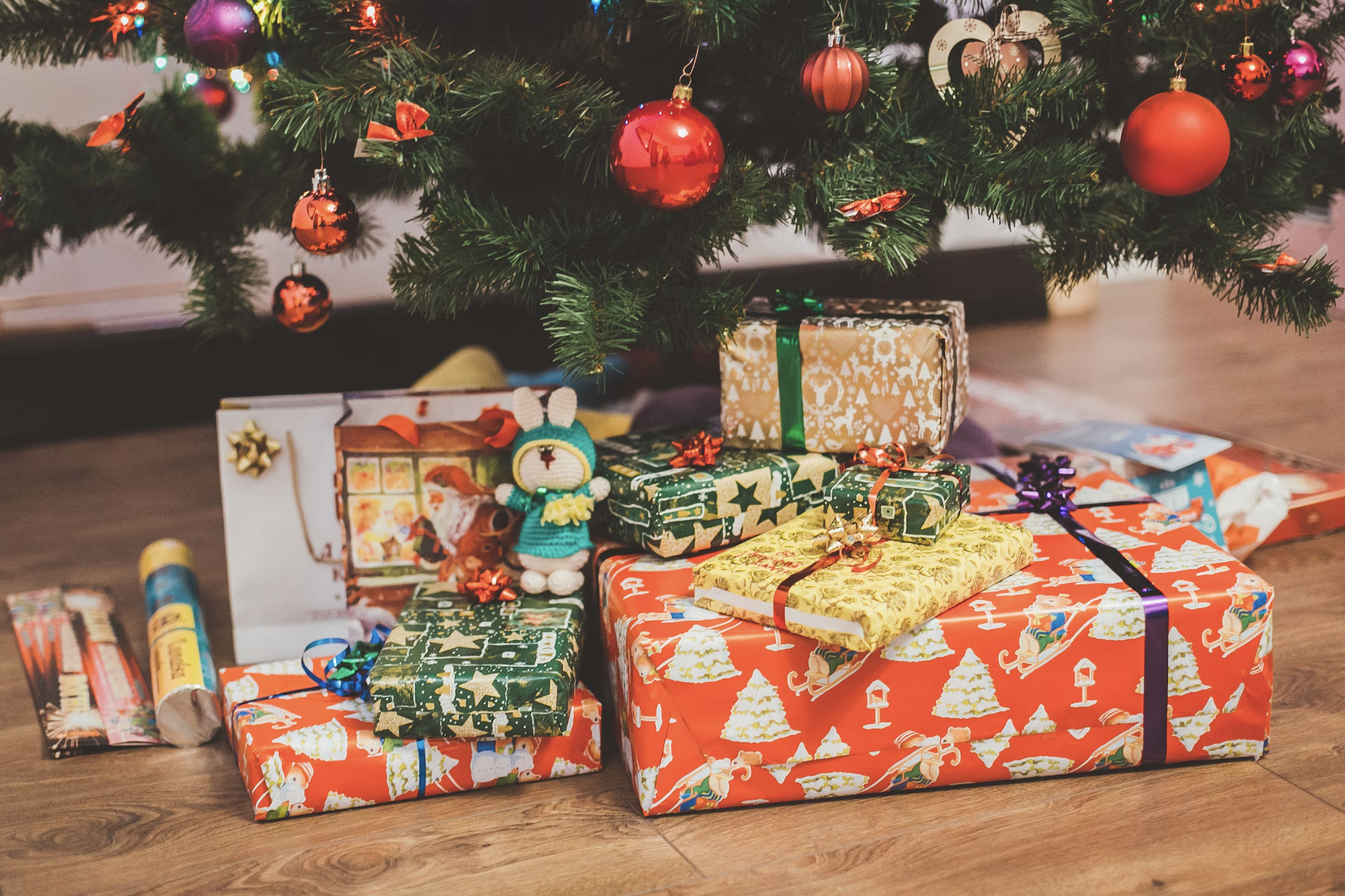 Christmas topic page header cosh