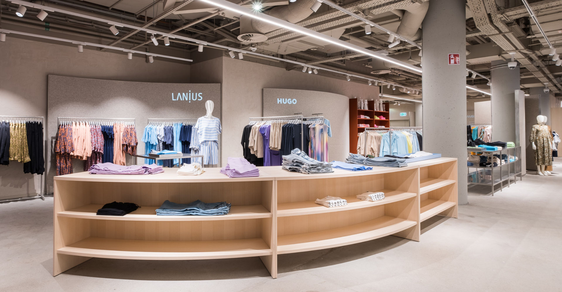 Conscious fashion store berlin peek and cloppenburg COSH
