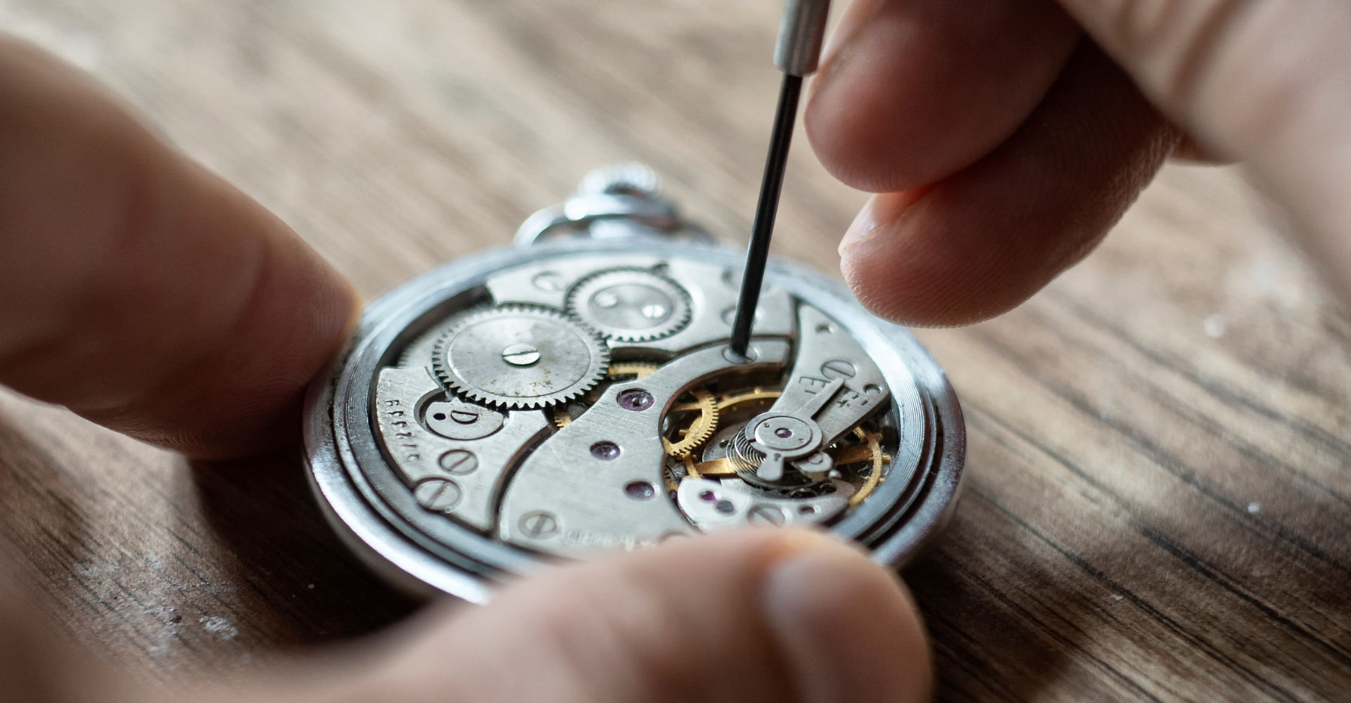 Event jewellery clock nochmall workshop berlin cosh