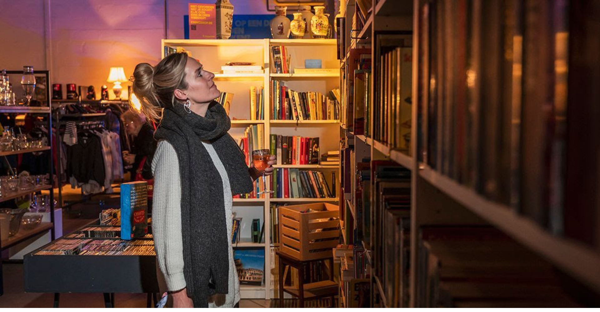 Event late night shopping kringwinkelkringwinke cosh