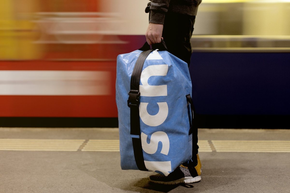 Freitag voyager train fleone travelbag brands cosh