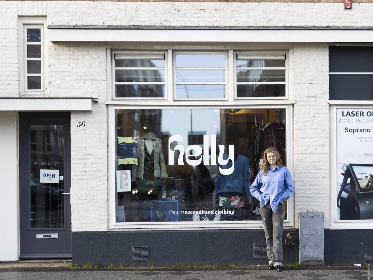 Hellysecondhand amsterdam vintage store cosh