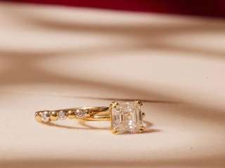 Nu e rings lab grown diamond 18k gold COSH brand