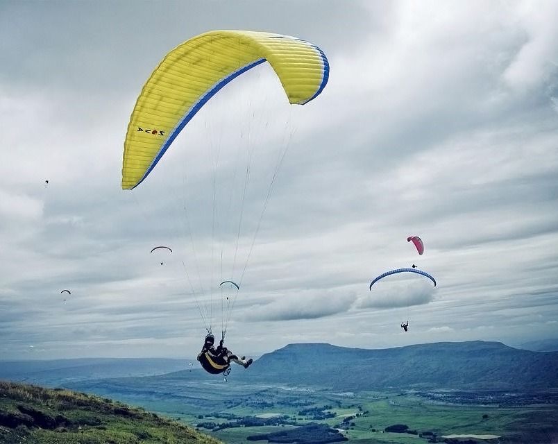 Paraglide in Kamshet