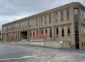 Primary photo of 411 Wolf Ledges Parkway, Akron, OH