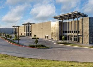 Photo of 155 N I-35 E