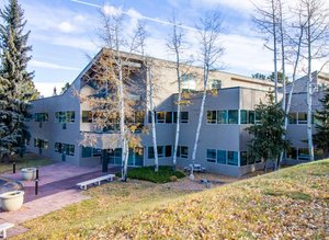 Photo of 433 Park Point Drive