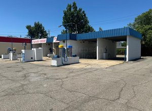 Primary photo of 29007 Lakeshore Boulevard, Willowick, OH