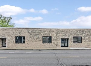 Primary photo of 4256 West Diversey Avenue, Chicago, IL