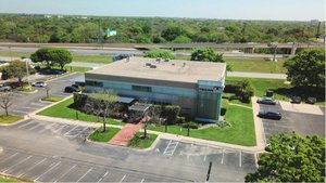 Photo of 5717 Balcones Dr