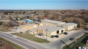 Photo of 602 S Loop 4