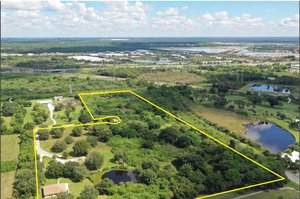 Primary photo of 2705 Curry Ln, Nokomis, FL