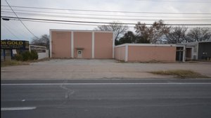 Photo of 8613 Burnet Road
