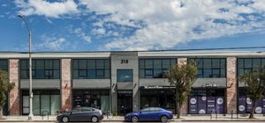 Photo of 318 Lincoln Boulevard