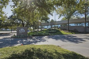 Primary photo of 820 South University Boulevard, Mobile, AL