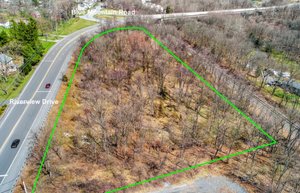 Photo of Riverview Dr.