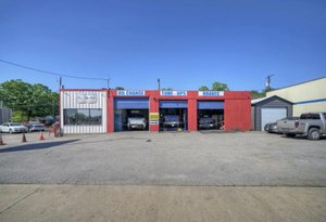 Photo of 439 West Ben White Boulevard