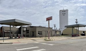 Primary photo of 202 North Grand, Crescent, OK