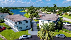 Photo of 1241 West River Drive