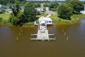 Photo of 38869 Morris Point Road