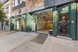 Photo of 211 5th Avenue