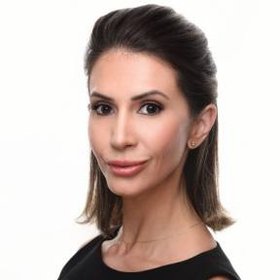 Laura Diggs Commercial Real Estate Agent Photo