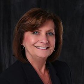 Cathy Derr Commercial Real Estate Agent Photo