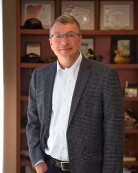 Thomas Graf Commercial Real Estate Agent Photo