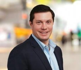 Cooper Henry Commercial Real Estate Agent Photo