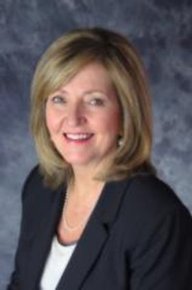 Debbie Harvill Commercial Real Estate Agent Photo