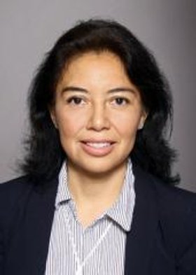 Maggie Gonzalez Commercial Real Estate Agent Photo