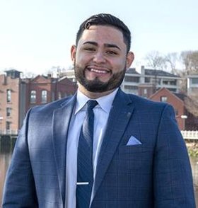 Silvester Garza Commercial Real Estate Agent Photo