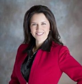 Frances Crossley  Commercial Real Estate Agent Photo