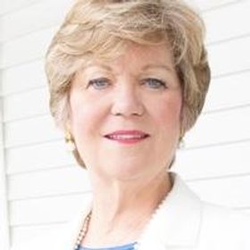 Lizby Eustis Commercial Real Estate Agent Photo