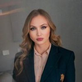 Julia Maksimova Commercial Real Estate Agent Photo