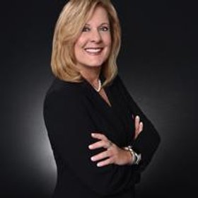 Kathryn Umstead Commercial Real Estate Agent Photo