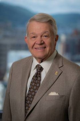 Dennis Cronk Commercial Real Estate Agent Photo