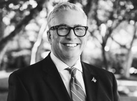 Michael Houge Commercial Real Estate Agent Photo