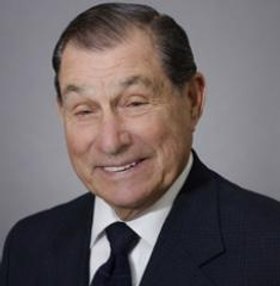 Rollo Dace Commercial Real Estate Agent Photo